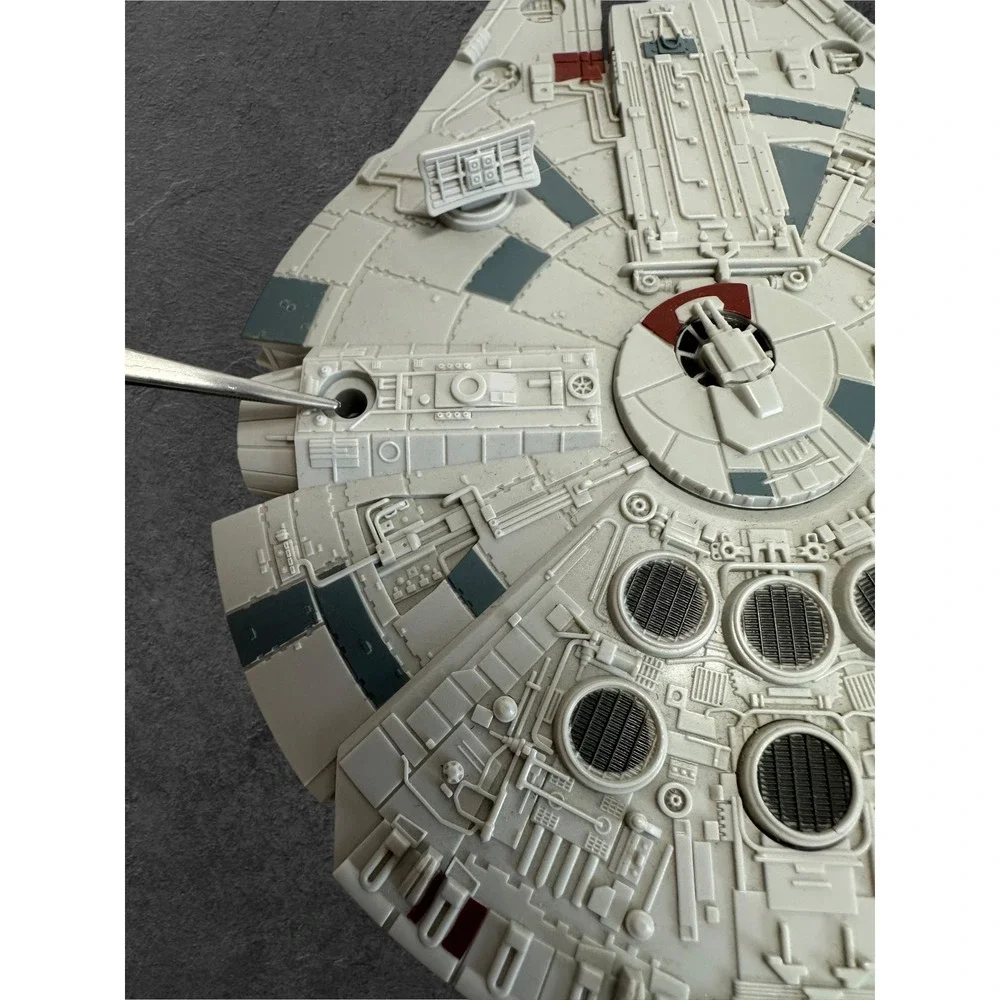 REVELL STAR WARS MILLENNIUM FALCON PLASTIC SNAPTITE MODEL KIT 1:164 Working